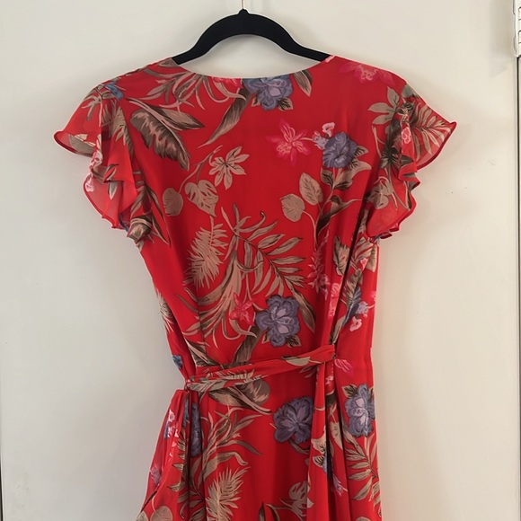 Wayf Floral Wrap Dress - Picture 7 of 9
